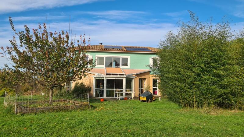 Maison - 143 m² - 5 pièces