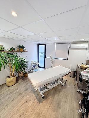 Local commercial - 104 m²