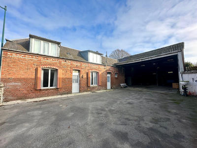 Maison - 95 m² - 4 pièces