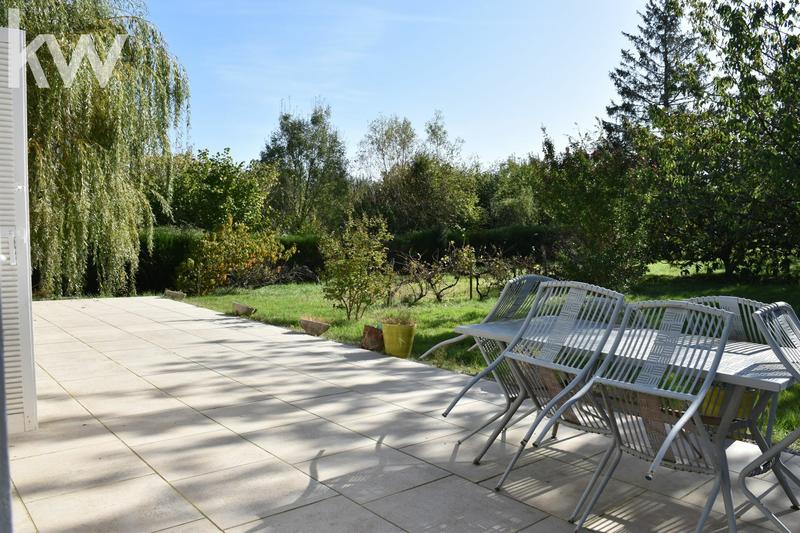 Maison traditionnelle - 190 m² - 9 pièces