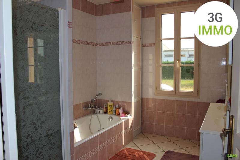 Villa - 270 m² - 10 pièces