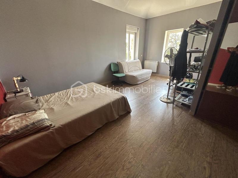 Maison en pierre - 312 m² - 9 pièces