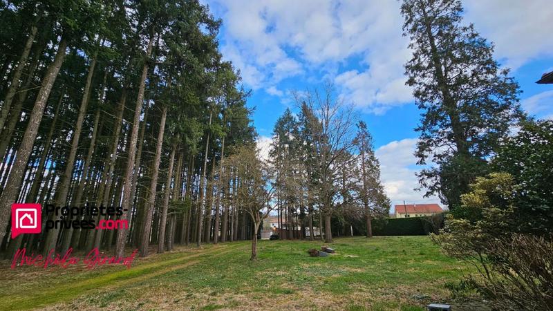 Propriété - 145 m² - 6 pièces