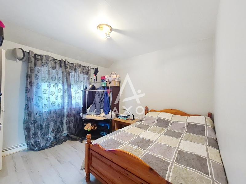 Maison - 147 m² - 9 pièces