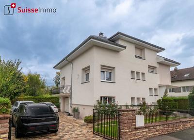 Maison - 168 m² - 8 pièces