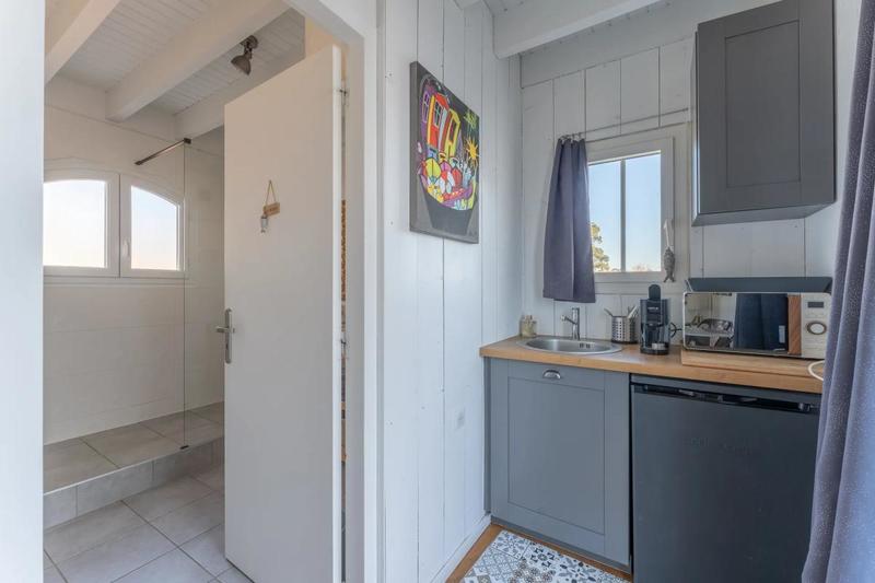 Maison - 233 m² - 9 pièces