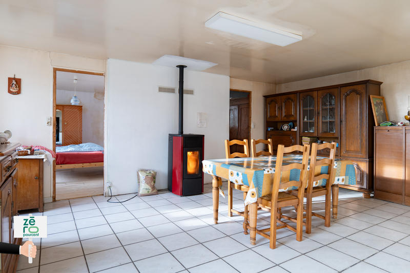 Maison - 300 m² - 3 pièces