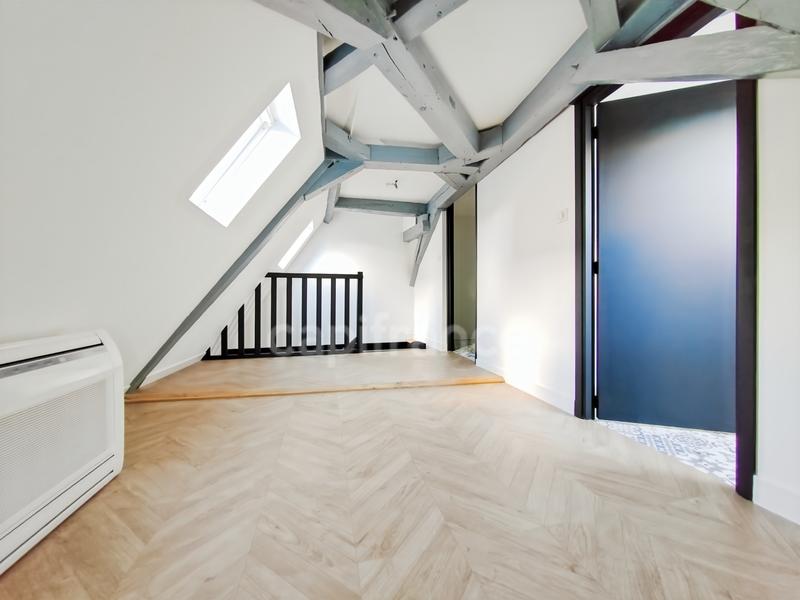 Appartement - 97 m² - 3 pièces