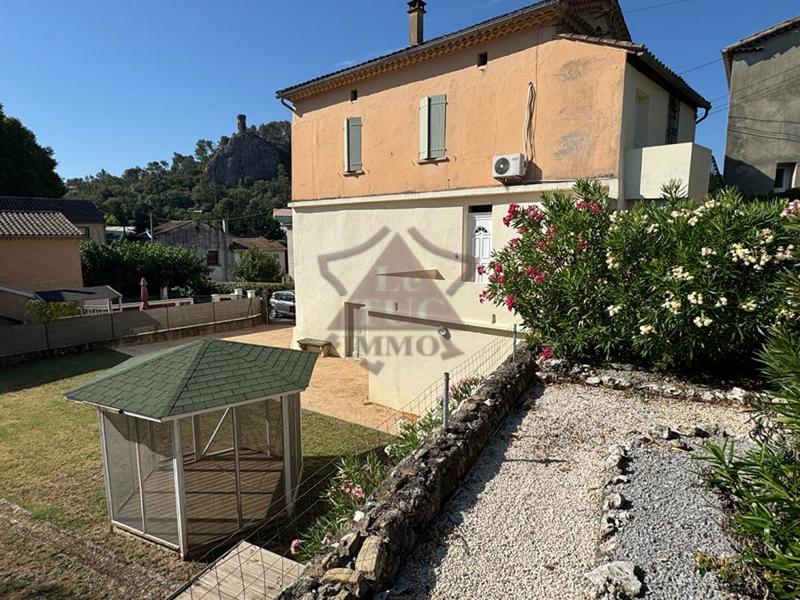 Maison - 97 m² - 4 pièces