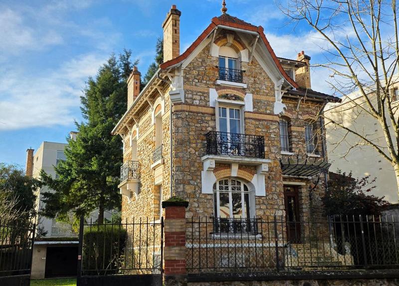 Maison - 190 m² - 7 pièces