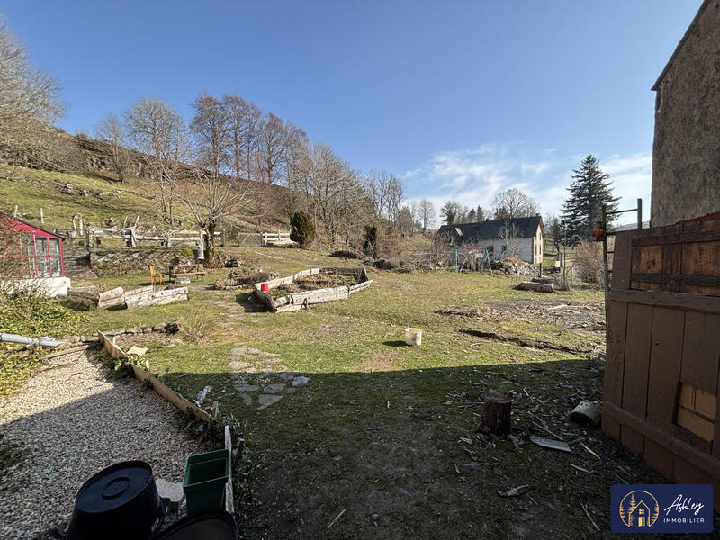 Maison ancienne - 230 m² - 6 pièces