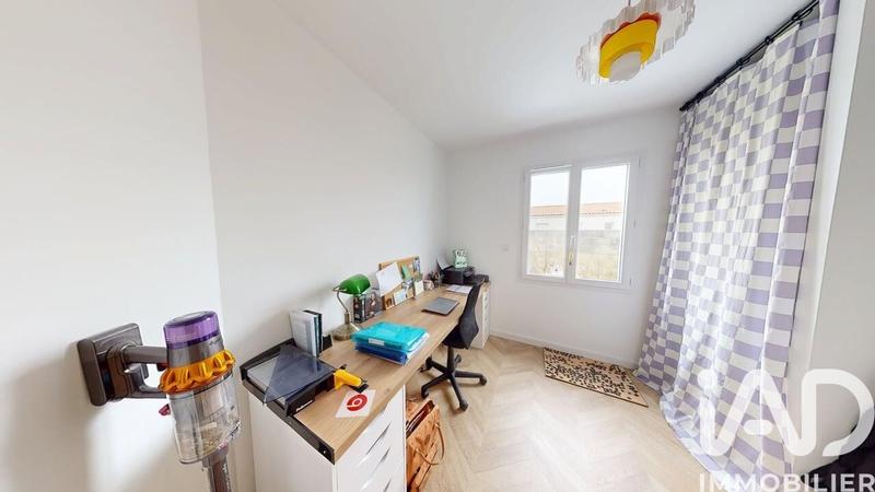 Maison - 96 m² - 5 pièces