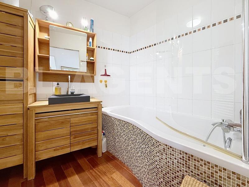 Appartement - 117 m² - 5 pièces