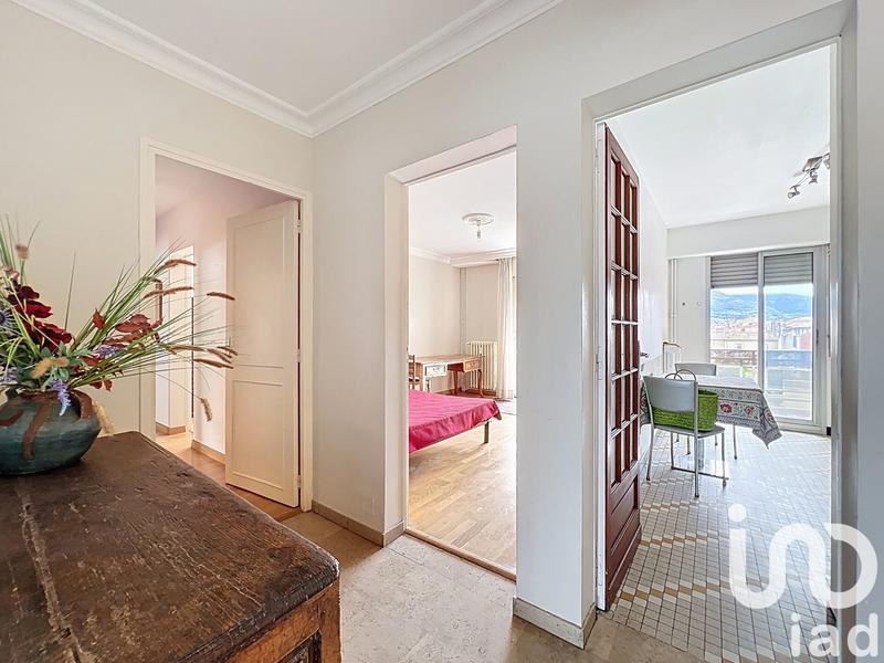 Appartement - 123 m² - 5 pièces