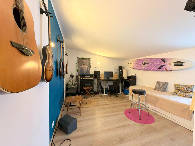 Maison - 110 m² - 5 pièces