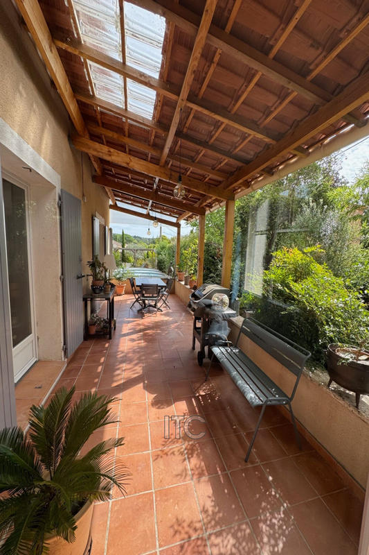 Villa - 152 m² - 6 pièces