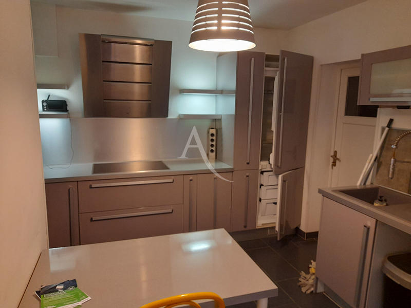 Maison - 86 m² - 4 pièces