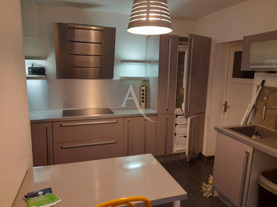 Maison - 86 m² - 4 pièces