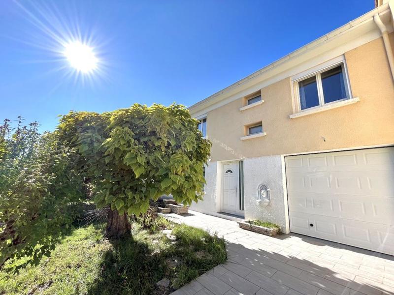 Maison - 114 m² - 5 pièces