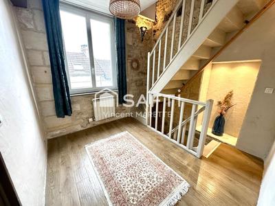 Maison - 90 m² - 3 pièces