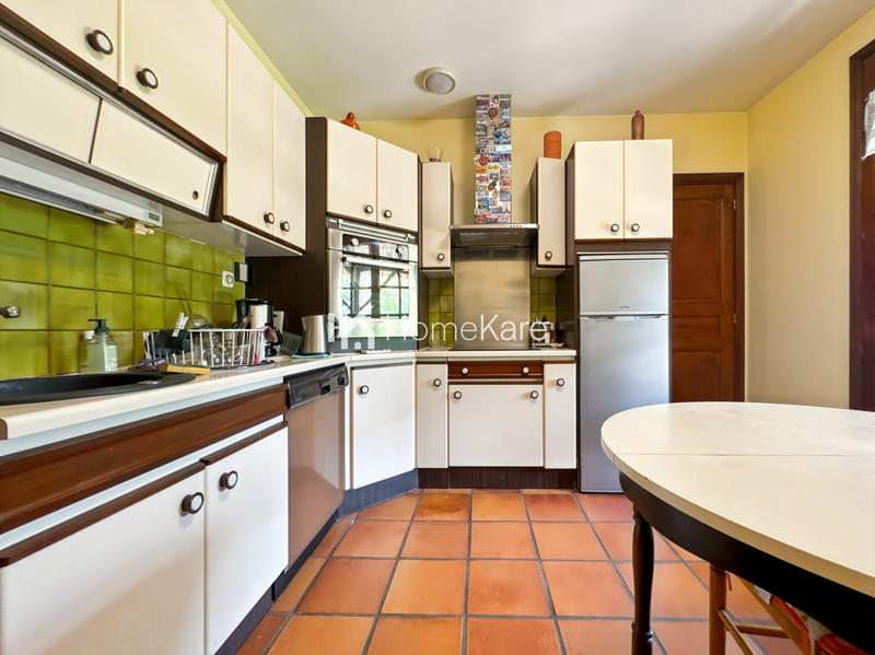 Maison - 170 m² - 6 pièces