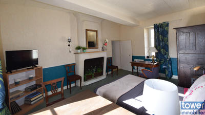 Maison - 309 m² - 12 pièces