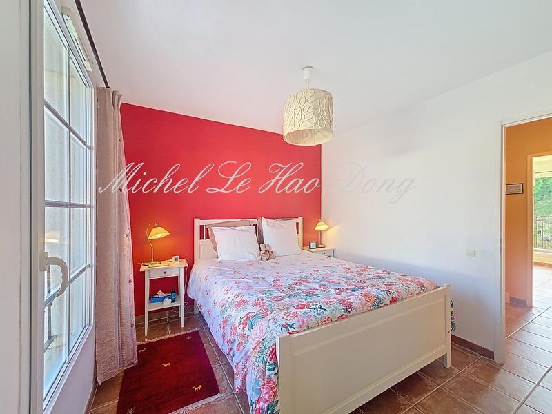 Maison - 94 m² - 4 pièces