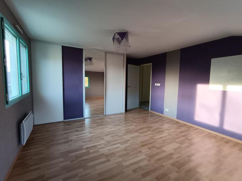 Maison - 195 m² - 5 pièces