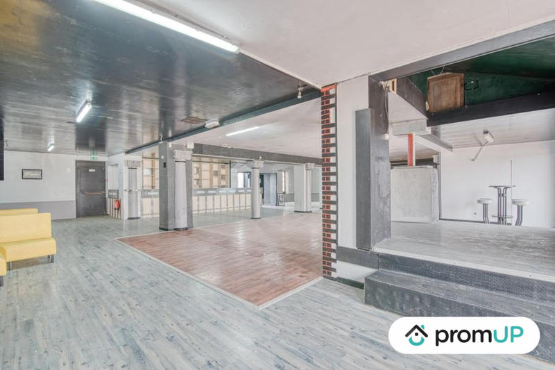 Local commercial - 6 000 m² - 1 pièce