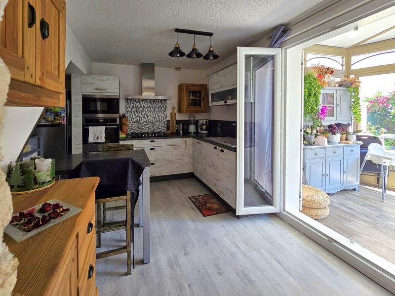 Maison - 101 m² - 4 pièces