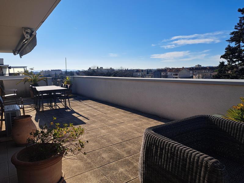 Appartement - 109 m² - 4 pièces