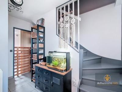 Maison - 84 m² - 4 pièces