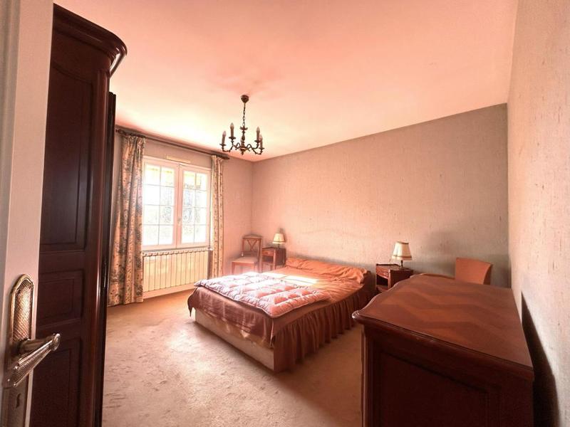 Maison traditionnelle - 156 m² - 7 pièces