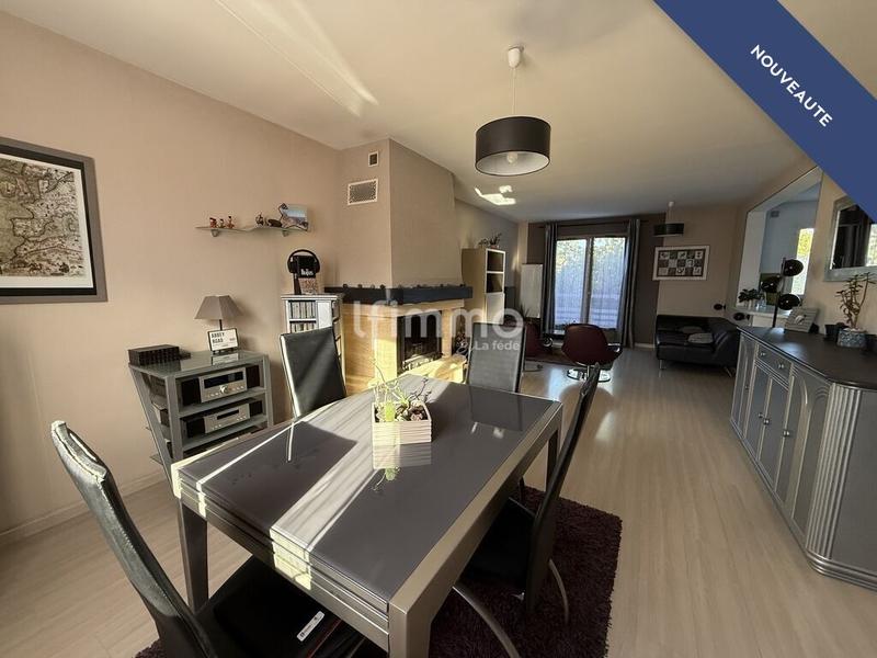 Maison - 94 m² - 5 pièces