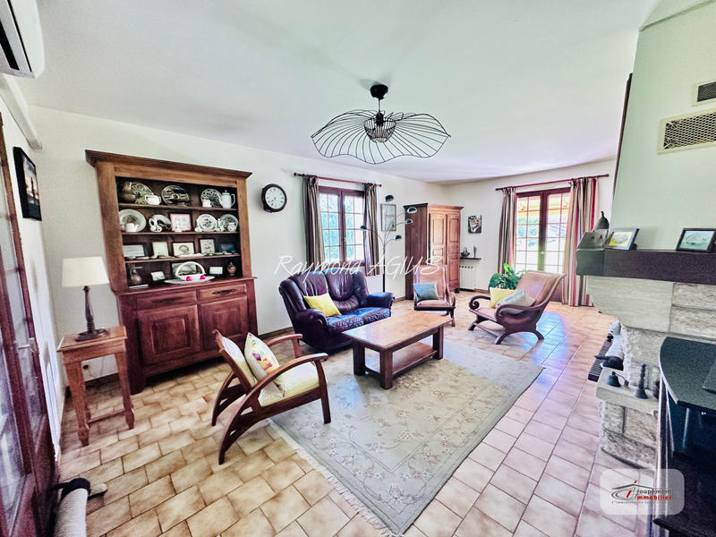 Maison - 153 m² - 7 pièces