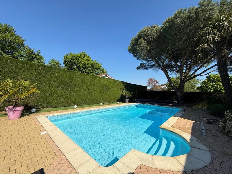 Villa - 123 m² - 6 pièces