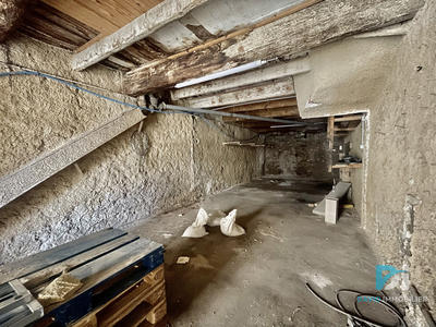 Parking / Garage - 68 m²