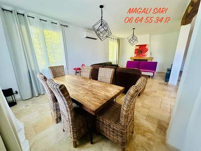 Maison - 136 m² - 8 pièces