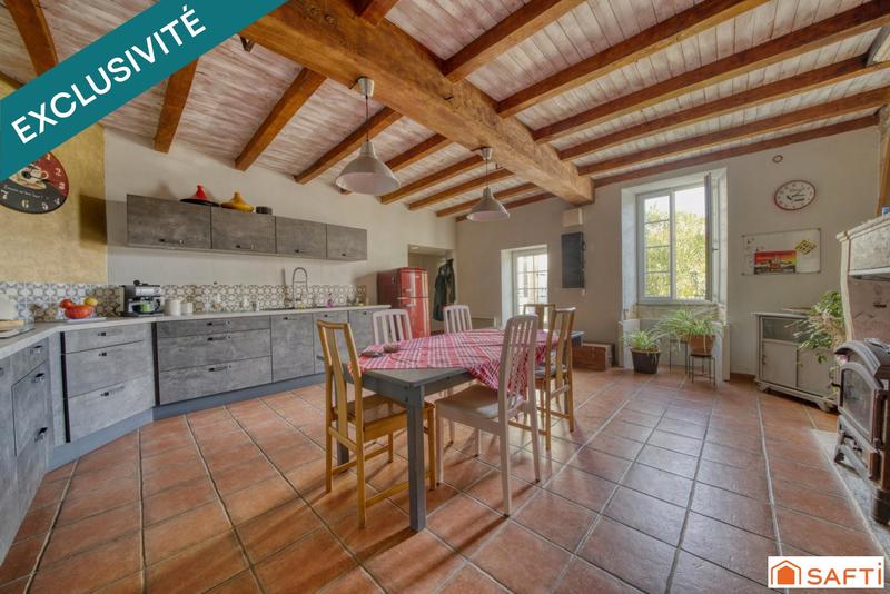 Maison - 160 m² - 5 pièces