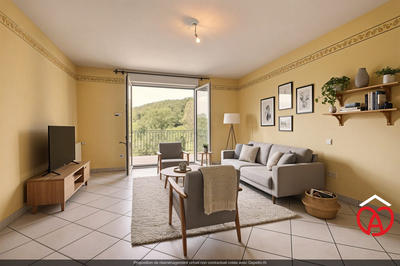 Maison traditionnelle - 111 m² - 5 pièces