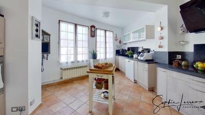 Longère - 230 m² - 8 pièces