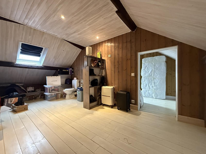 Maison - 130 m² - 7 pièces