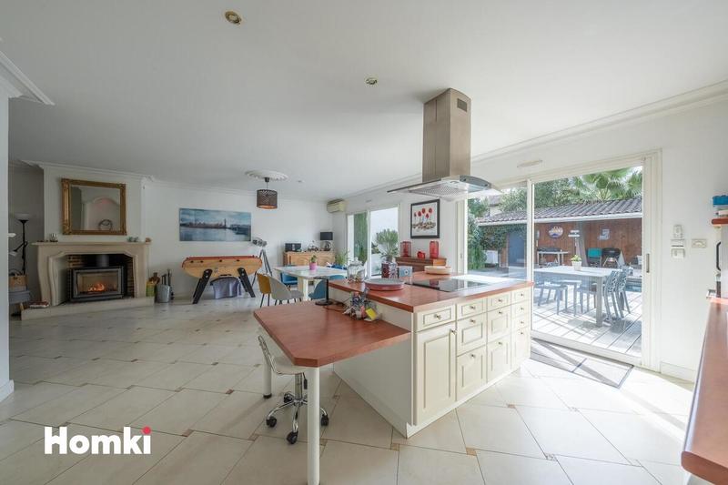 Maison - 131 m² - 6 pièces