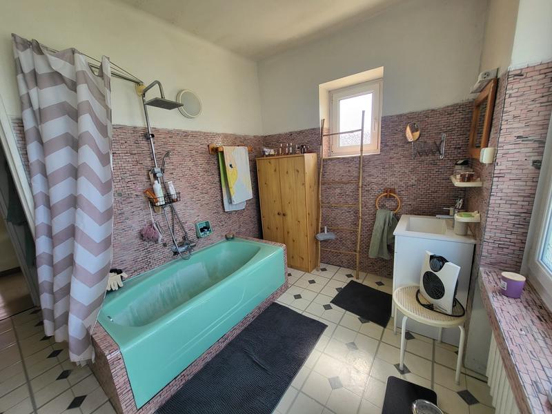 Maison - 166 m² - 7 pièces