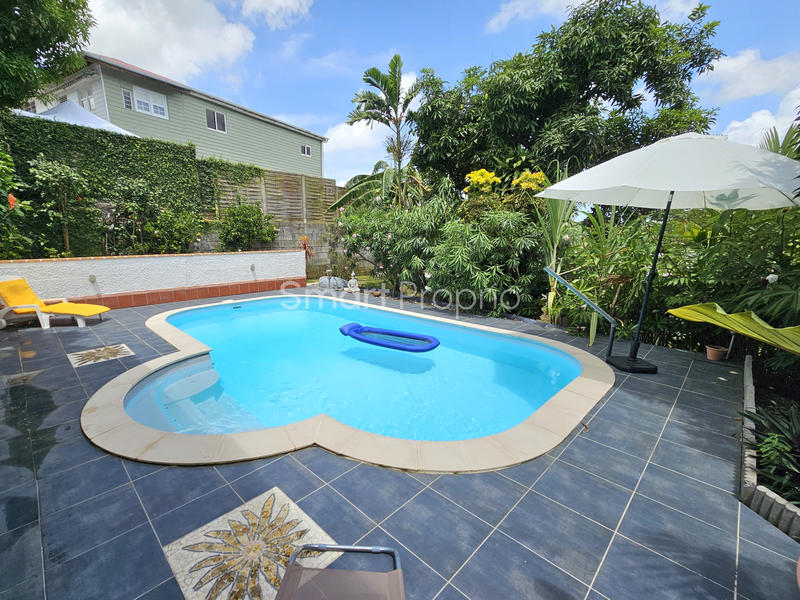 Maison - 98 m² - 3 pièces