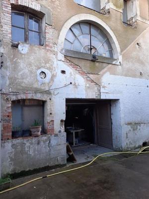 Loft - 255 m² - 1 pièce