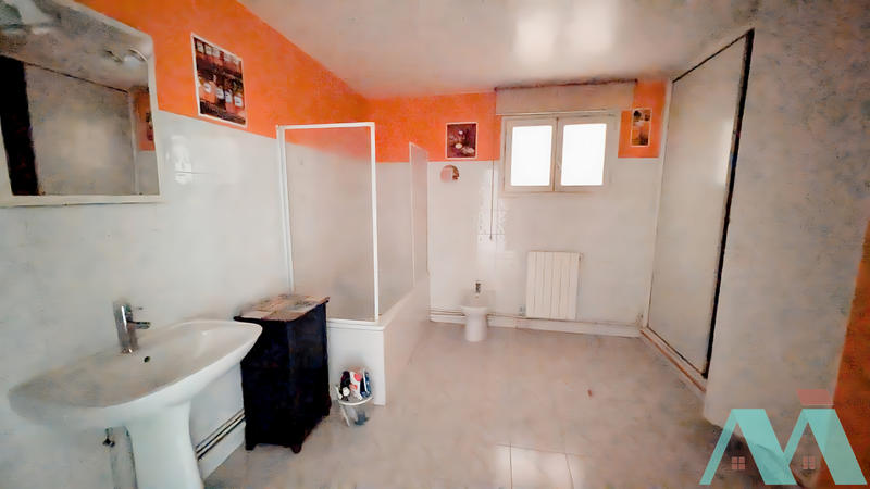 Appartement - 175 m² - 5 pièces