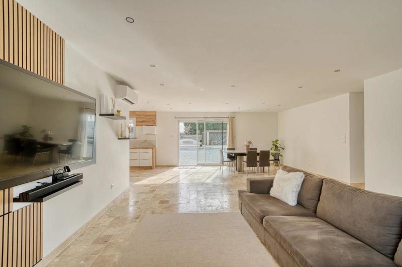 Pavillon - 105 m² - 4 pièces