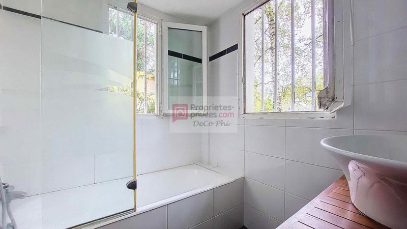 Appartement - 127 m² - 6 pièces