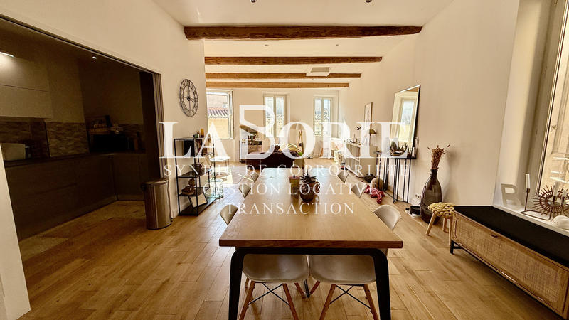 Appartement - 98 m² - 2 pièces